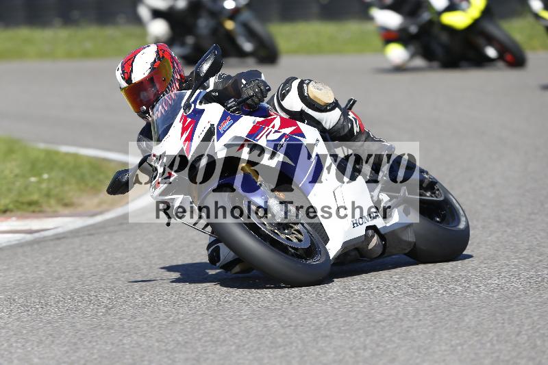/55 20.09.2025 Speer Racing ADR/Gruppe rot/253